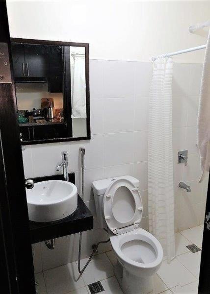 Studio Condominium - Short And Long Term Staycation Manila Exterior foto